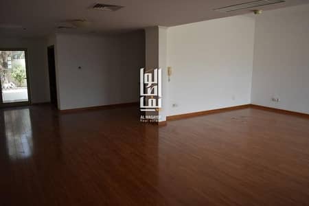 4 BED RENOVATED INDEPENDENT VILLA UMM SUQEIM 4 BED RENOVATED INDEPENDENT VILLA UMM SUQEIM