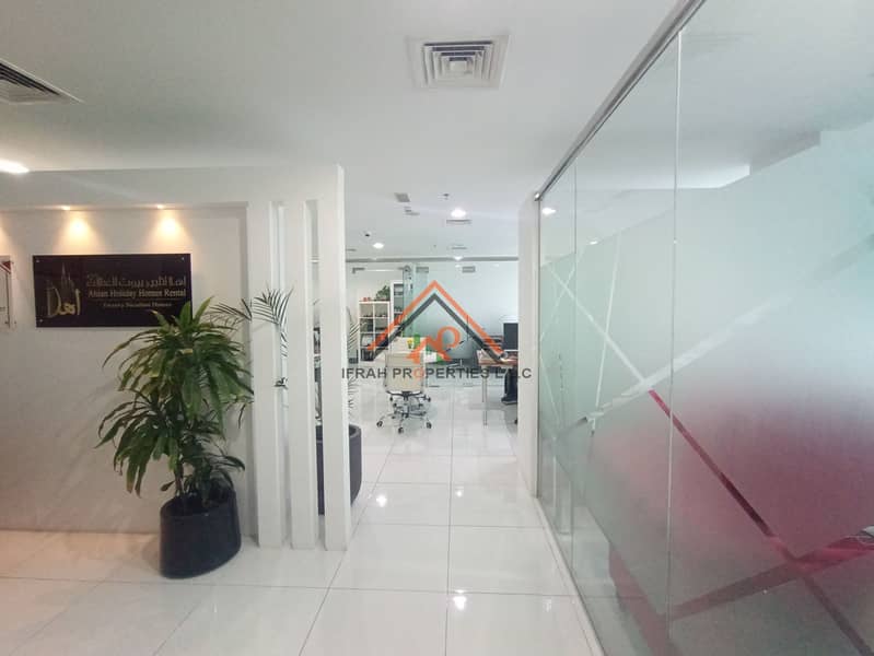 HOT DEAL || BURJKHALIFA VIEW || GOOD ROI|| VACANT HOT DEAL || BURJKHALIFA VIEW || GOOD ROI|| VACANT