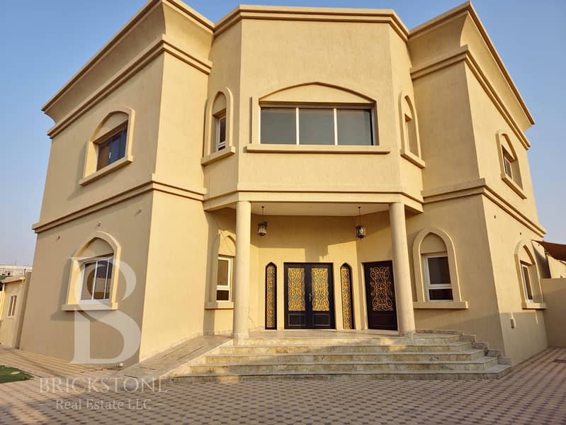 4 Bedroom Villa + Servant Quarters + Garden 4 Bedroom Villa + Servant Quarters + Garden