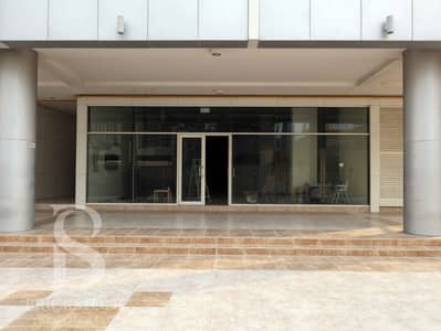 Shop for Rent in Business Bay, Dubai - 060A4509. jpg