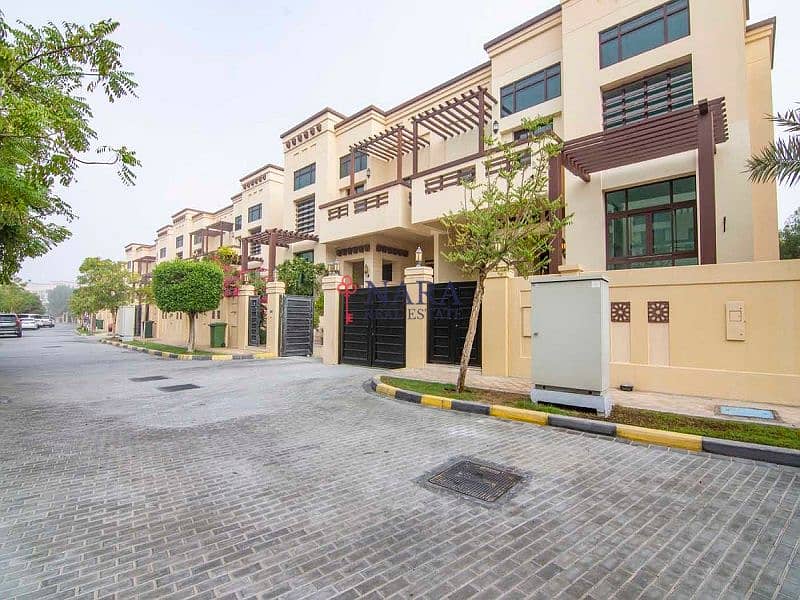 Вилла в Аль Мактаа，Хиллс Абу Даби, 5 спален, 220000 AED - 6269437