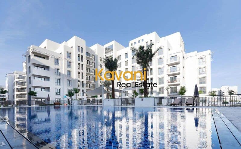 Vibrant Town Square Apartment / Garden View Vibrant Town Square Apartment / Garden View