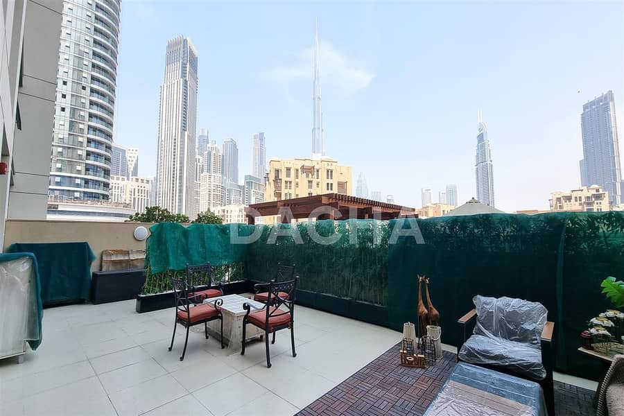 Large Terrace / Maids Room / Burj Khalifa View Large Terrace / Maids Room / Burj Khalifa View