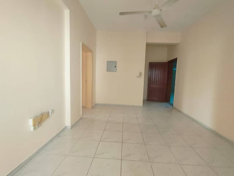 شقة في أبو شغارة 2 غرف 23999 درهم - 7559694