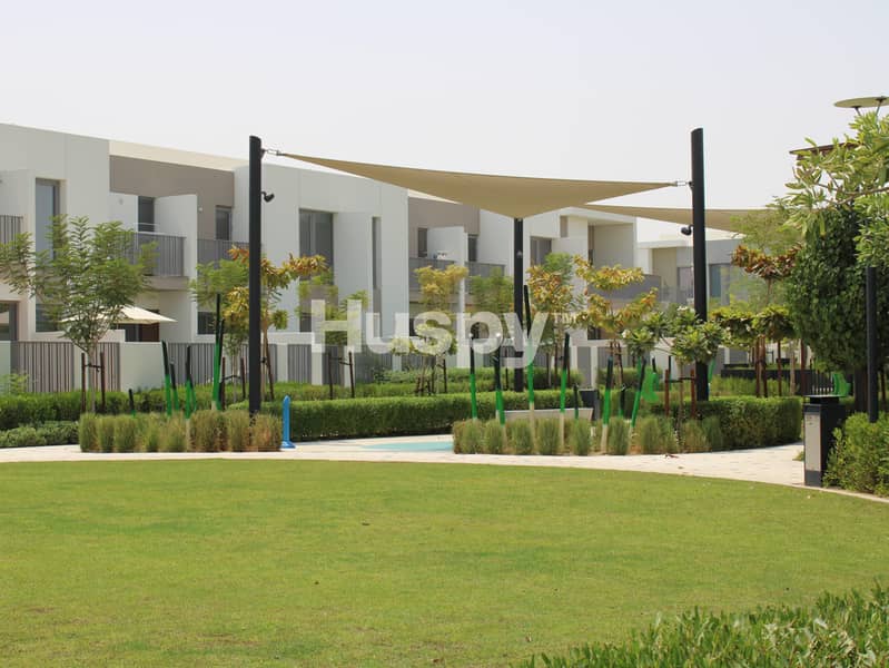 Vacant | Brand new | Close to the pool & park Vacant | Brand new | Close to the pool & park