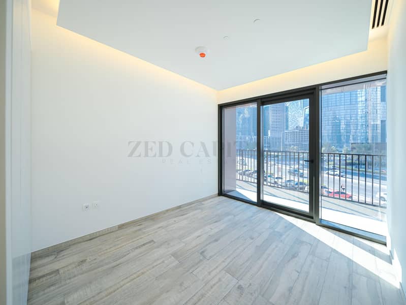 Stunning 1 Bed | Great Location | Spacious Layout Stunning 1 Bed | Great Location | Spacious Layout