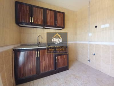 1 Bedroom Apartment for Rent in Muwaileh Commercial, Sharjah - Grand offer | Beautiful 1BHK for Family | Split AC | on the Road | in Muwaileh