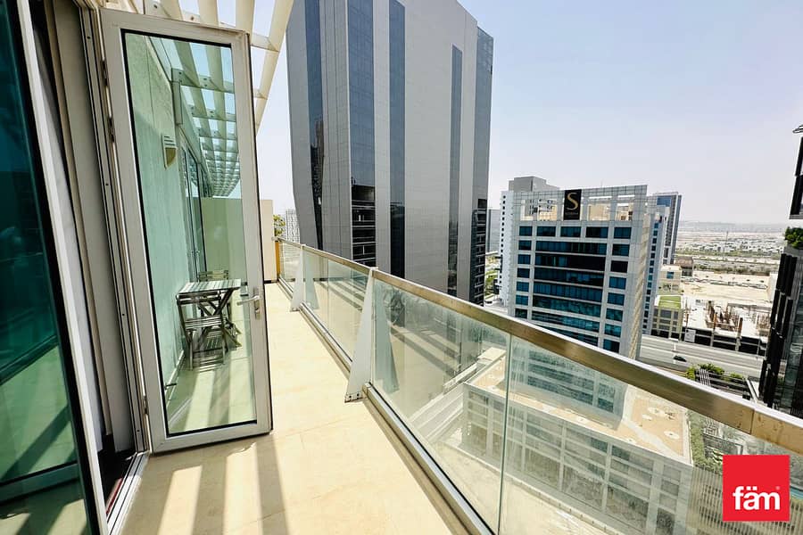 Specious I Mid Floor I Tenanted I Investor Deal Specious I Mid Floor I Tenanted I Investor Deal