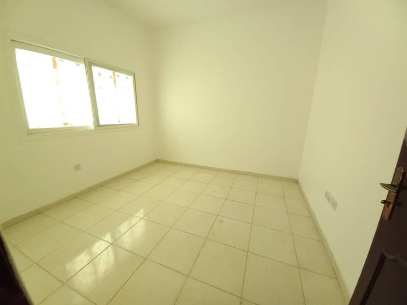 SPECIOUS 1BHK WITH CENTRAL AC GAS IN JUST 15K NEAR AL AMAL SCHOOL SPECIOUS 1BHK WITH CENTRAL AC GAS IN JUST 15K NEAR AL AMAL SCHOOL