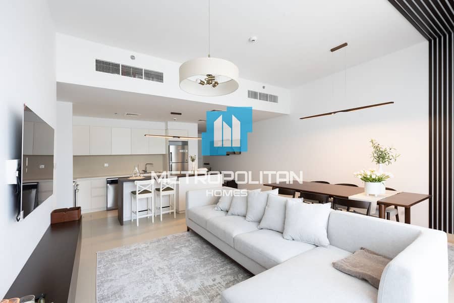 Fully Renovated | Furnished | Sea and Park view Fully Renovated | Furnished | Sea and Park view