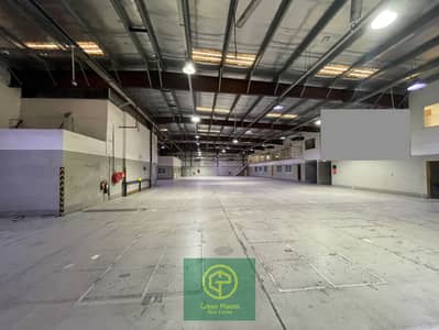 Warehouse for Rent in Ras Al Khor, Dubai - Ras Al Khor 33,000 Sq. Ft warehouse with built-in office