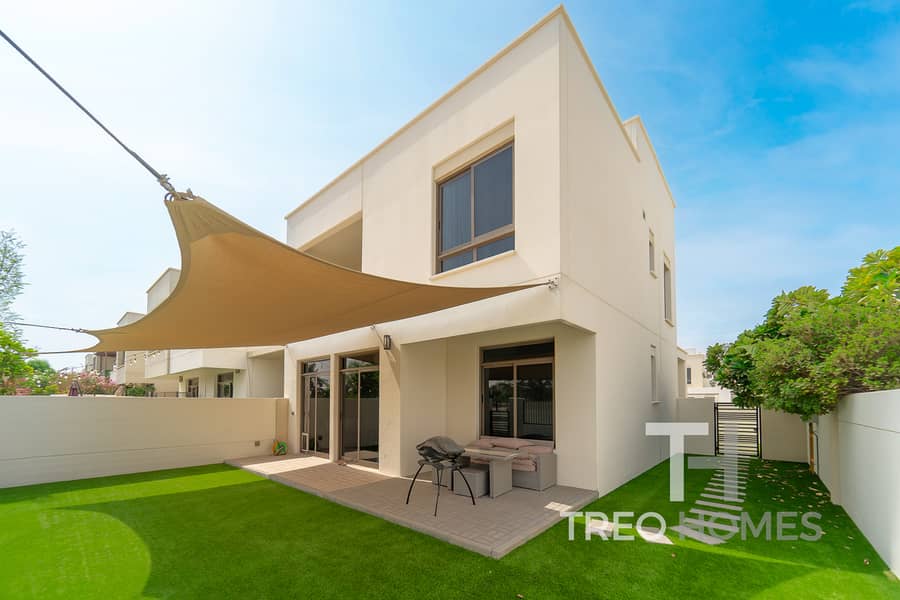 Immaculate condition | VOT | Back to Back Immaculate condition | VOT | Back to Back