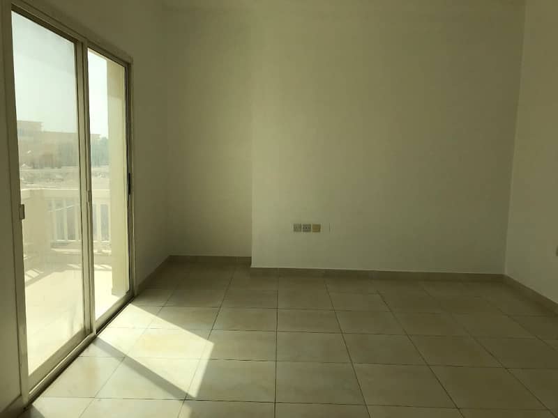 Spacious 5 BHK (Duplex) Villa with hall and majlis in Markhaniya