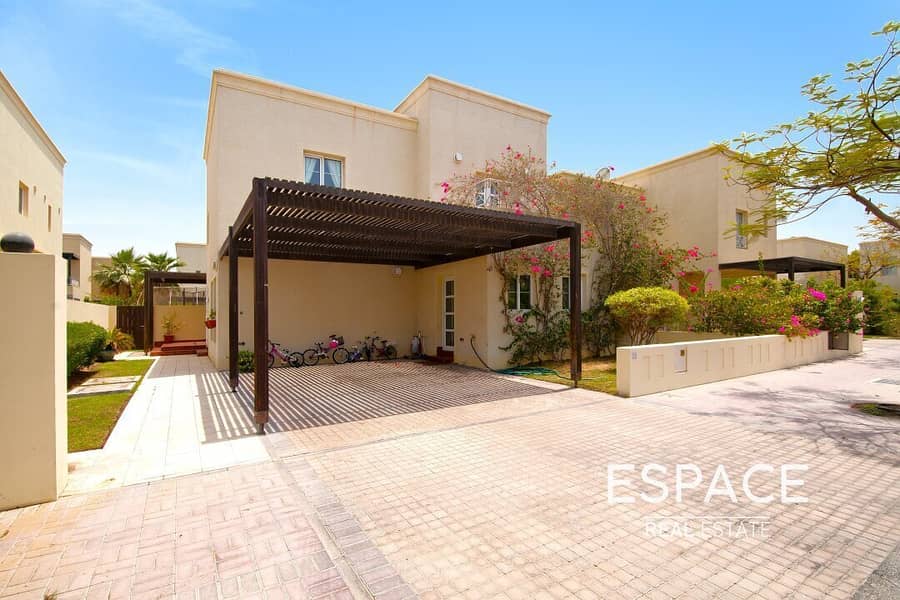 Exclusive | 3 Bed Backing Internal Road Exclusive | 3 Bed Backing Internal Road