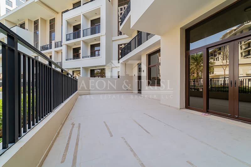 Spacious Outdoor Area | Access to Pool and Garden Spacious Outdoor Area | Access to Pool and Garden