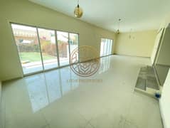 Fully Renovated Villa With Pool In Umm Suqeim