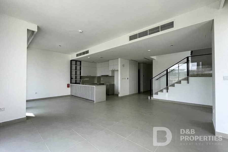 VACANT | CLOSE TO AMENITIES AND GOLF COURSE VACANT | CLOSE TO AMENITIES AND GOLF COURSE