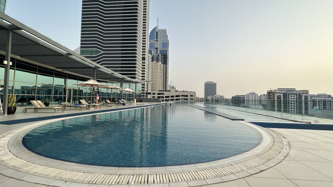 ULTRA LUXURIOUS 1-BEDROOM  duplex APARTMENT WITH INFINITE SHEIKH ZAYED ROAD VIEW AND CHILLER FREE