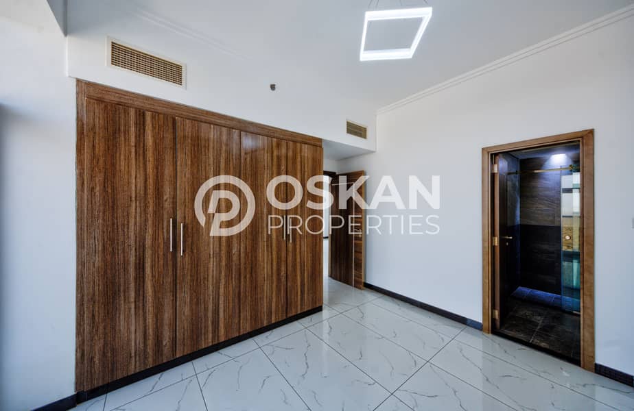 5 Bedroom with cabinet. jpg