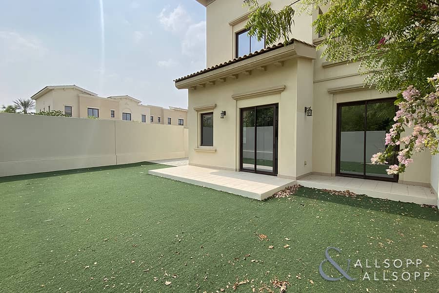 4 Bed | Single Row | Available Now | Mira 4 Bed | Single Row | Available Now | Mira
