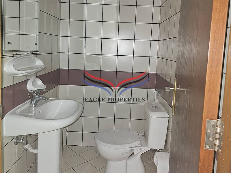14 bath 2. jpg