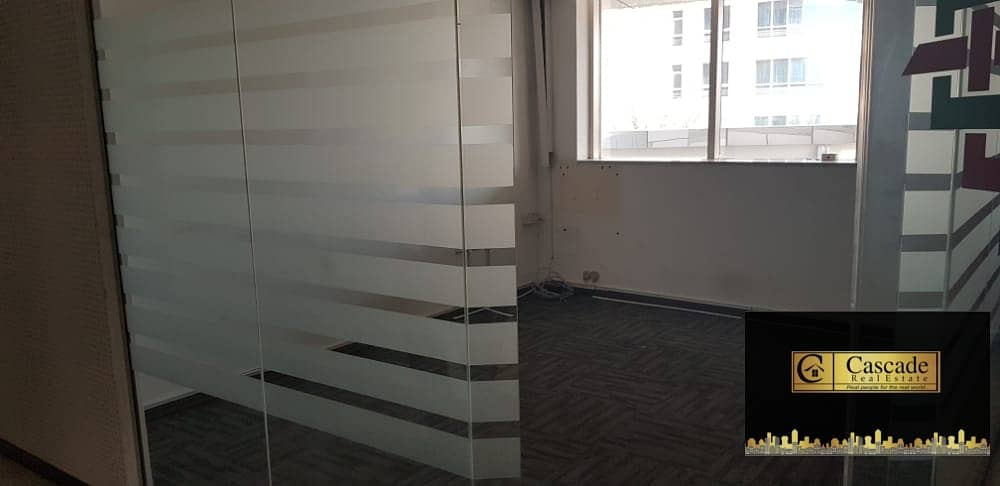 5 Deira : Maktoum Street - 2700sqft fitted office space with C a/c and parking  inwell maintain bldg  available for rent .