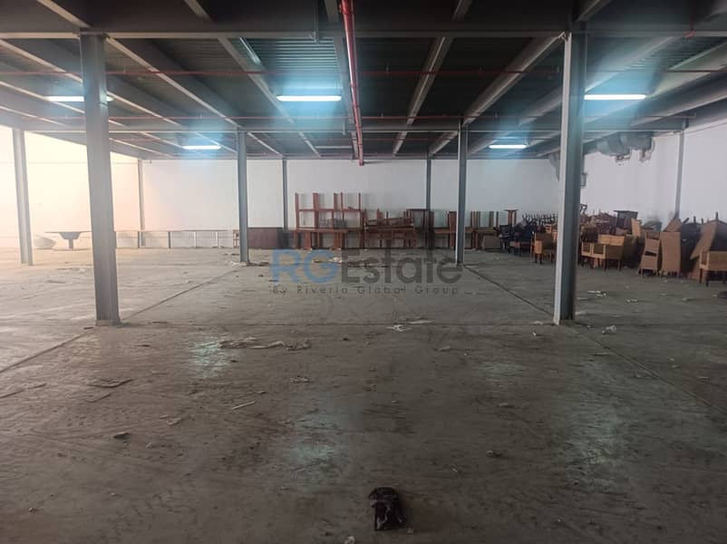 Spacious Warehouse with Mezzanine Floor for Rent in Al Quoz Near Sheikh Zayed Road