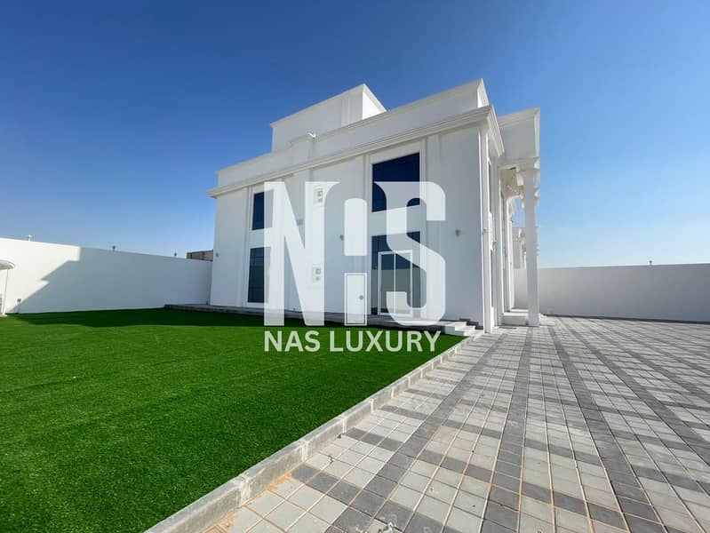 Stand-alone villa | Big plot | High-end finishing Stand-alone villa | Big plot | High-end finishing