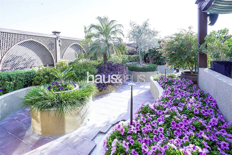 Luxury residence in the heart of Al Safa Luxury residence in the heart of Al Safa