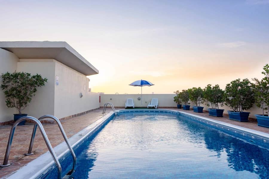 9 pool 02. jpg