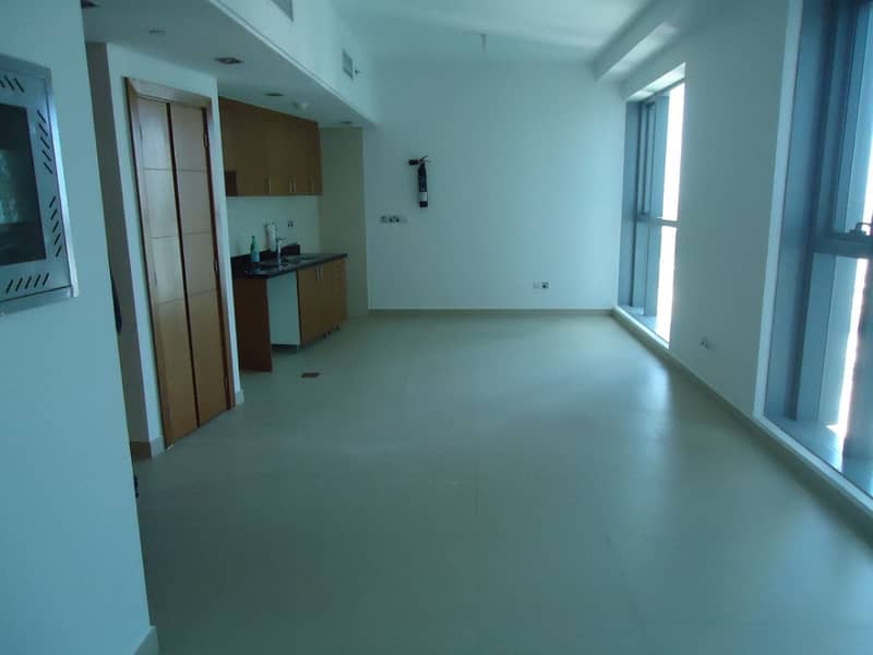 Huge Studio with Parking and Facilities in Danet Area