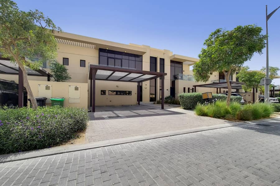12 CHEQUES| Hot Deal | Vacant | Stunning Upgraded 12 CHEQUES| Hot Deal | Vacant | Stunning Upgraded