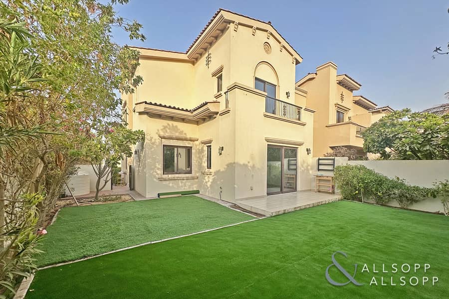 Type 2E | 4 Bed + Maids | Single Row Type 2E | 4 Bed + Maids | Single Row