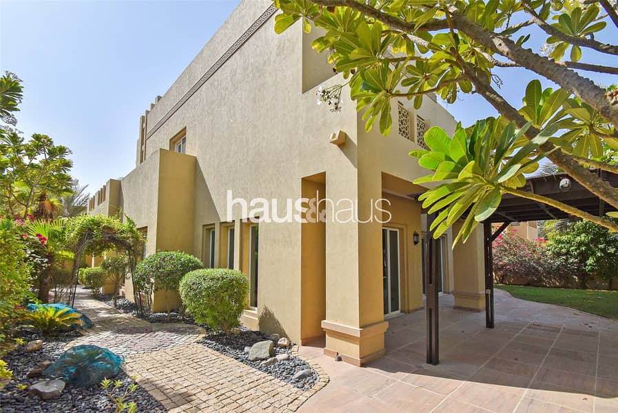 Exclusive - Vacant Now - Immaculate Condition Exclusive - Vacant Now - Immaculate Condition