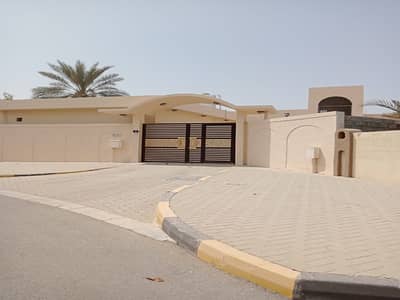 For sale , Villa in Al Khezamia  area ,  Sharjah