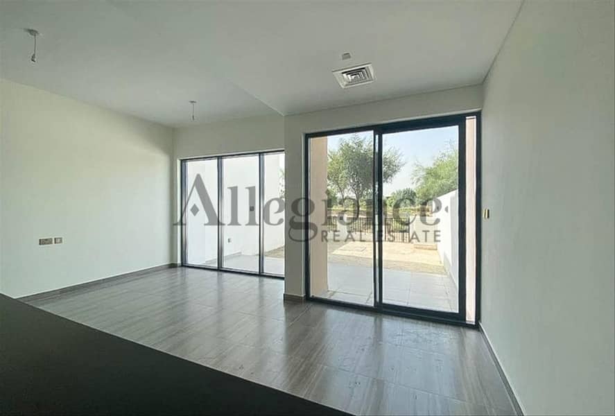 Exceptional Community | Big Plot Size | Single Row Exceptional Community | Big Plot Size | Single Row