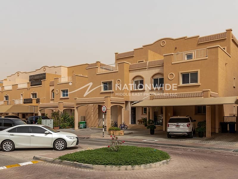 Double Row Villa | Rent Refund | Family-Friendly Double Row Villa | Rent Refund | Family-Friendly