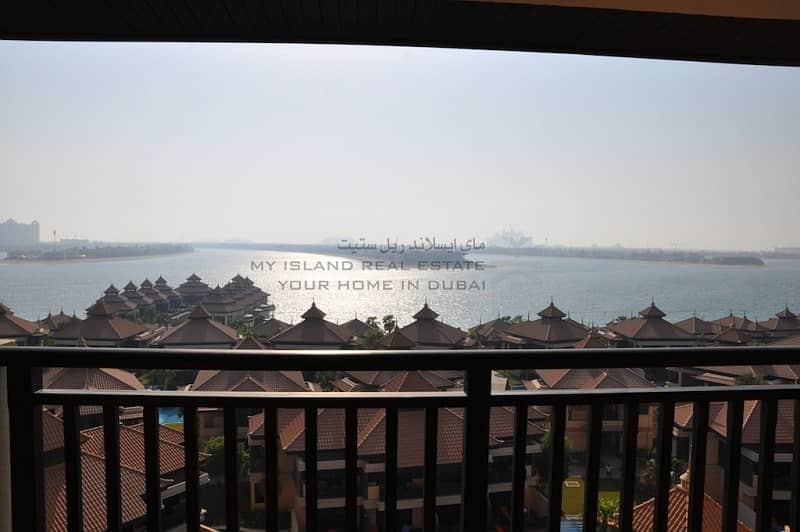 Best Priced Central 2 bed with Lagoon view