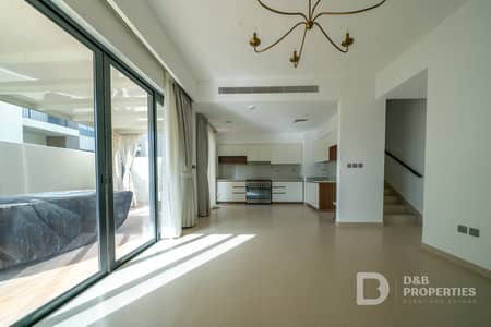 4 Bedroom Villa for Sale in Arabian Ranches 2, Dubai - Upgraded | Vacant | Corner Plot | 4BR+maids