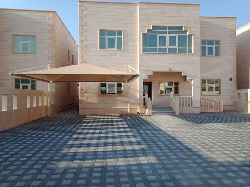 Вилла в Хили, 5 спален, 120000 AED - 3758507