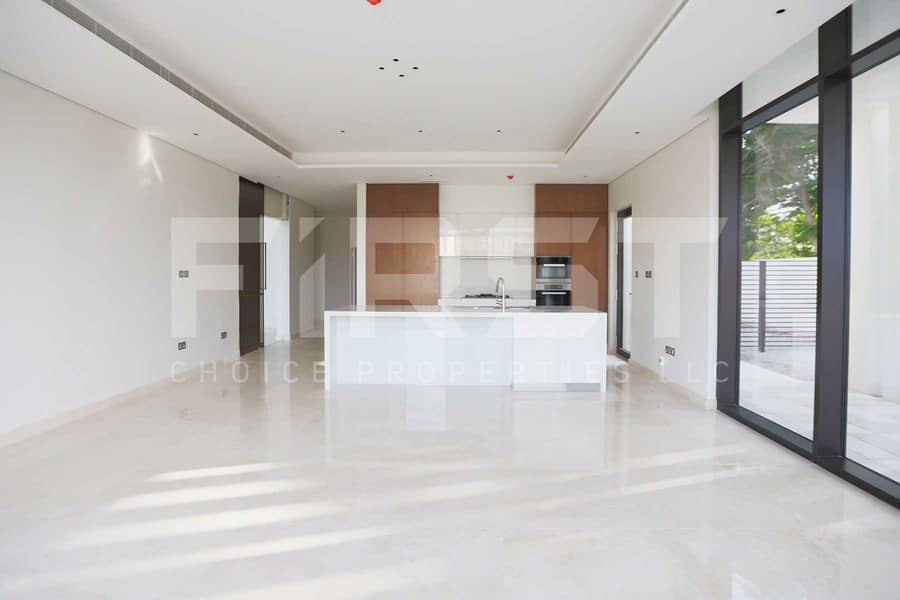 5 Internal Photo of 5 Bedroom Villa in Jawaher Saadiyat Saadiyat Island Abu Dhabi UAE (4). jpg