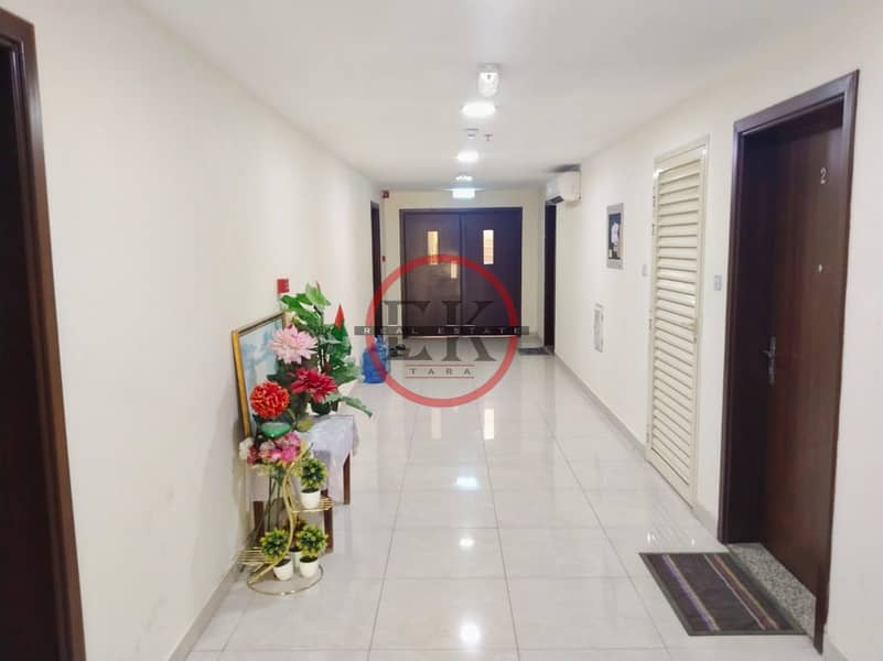 Квартира в Аль Мувайджи, 2 cпальни, 33000 AED - 7930011