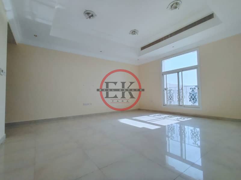 شقة في الخبیصي 2 غرف 36000 درهم - 7941560