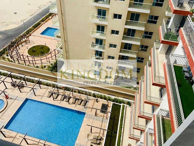 Pool View | Near To Metro | Closed Kitchen Pool View | Near To Metro | Closed Kitchen