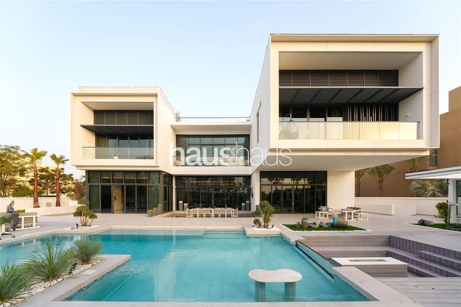 Ultra-Modern Golf course Mansion | Fully furnished