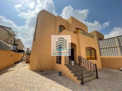 5 Bedroom Villa for Sale in Al Mowaihat, Ajman - Luxury villa 5 master bedrooms, age 8 years, for sale, area of ​​5000 square meters. Presented in the best location in Ajman