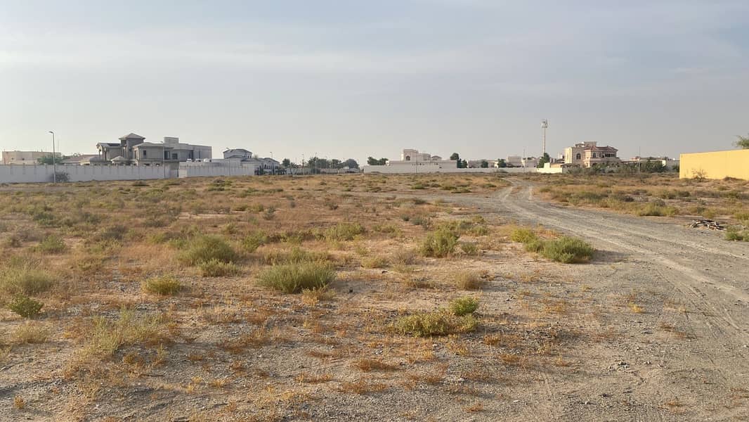 PLOT AVAILABLE FOR VILLA VERY GOOD LOCATION KHAWNEEJ 2 PLOT AVAILABLE FOR VILLA VERY GOOD LOCATION KHAWNEEJ 2