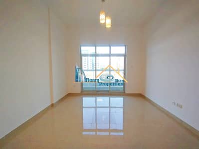 Well Maintained 1 BHK | Balcony | Wardrobes