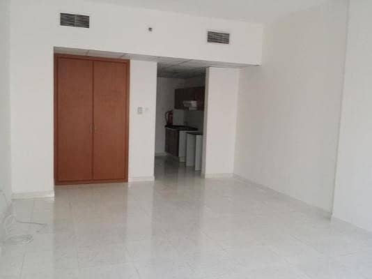 FALCON TOWER: STUDIO FOR RENT IN 15000