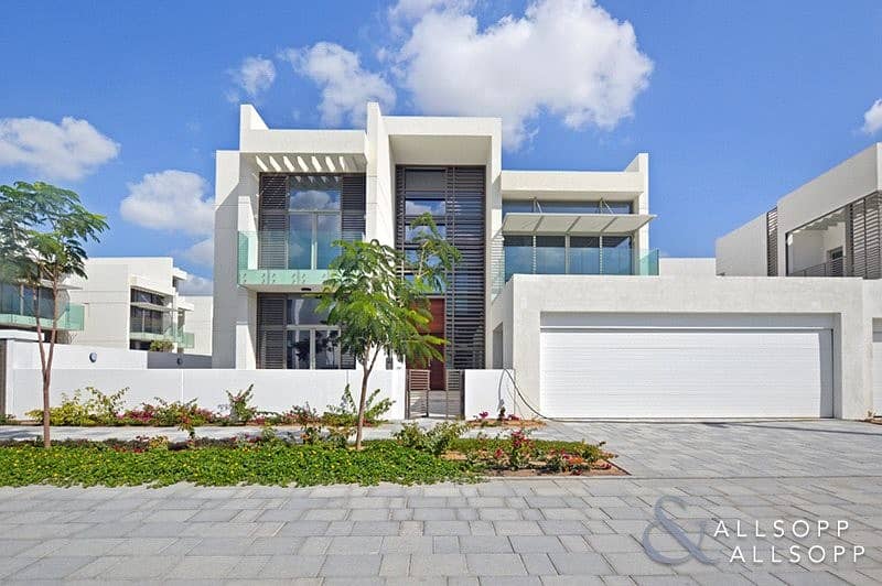 Lowest on Market | Vacant | Contemporary
